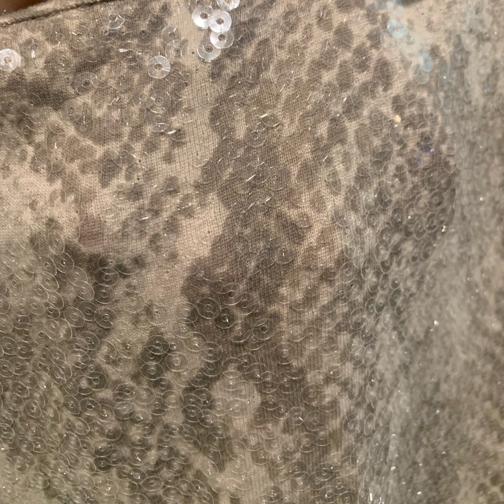 Old Navy Sequined Snake Skin tank. Size XXL. - Picture 4 of 7